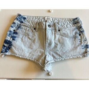 Forever 21 Premium Denim Tie Dye Side Cut Off Shorts Light Wash Blue Size 27